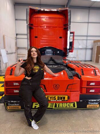 Erinmoorefre / erinmoorefree nude photo #11