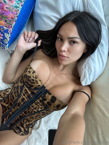 Eris / erisonice / eris_unlocked / erisonicee nude photo #36