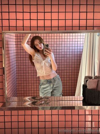 ernabur / ernaburn / oh_erna / oh__erna / ernaburnz nude photo #39