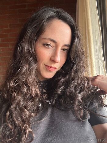 CarlitaCrazy Latina / eroticgoddess69 nude photo #12