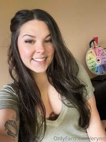 Erynn / erynn nude photo #3