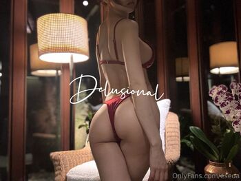 e_seo / eseoa nude photo #9