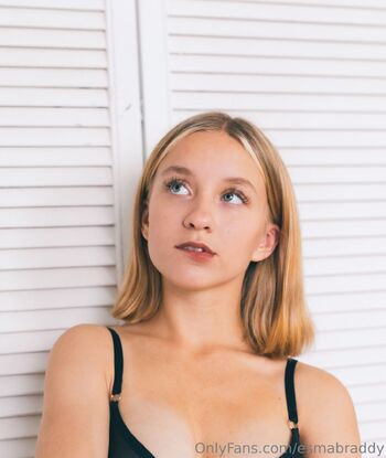 Ellie Doll / esmabraddy nude photo #4