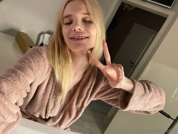 Ellie Doll / esmabraddy nude photo #5