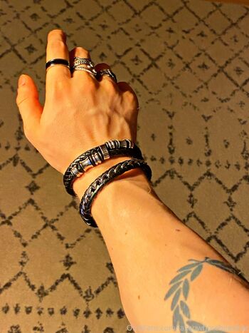 Axe / esperacchiusfree nude photo #18