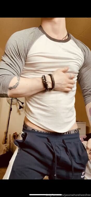 Axe / esperacchiusfree nude photo #19