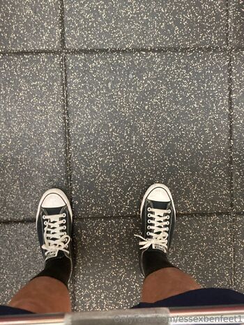 Ben / essexbenfeet1 nude photo #10