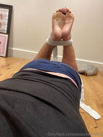 Ben / essexbenfeet1 nude photo #19
