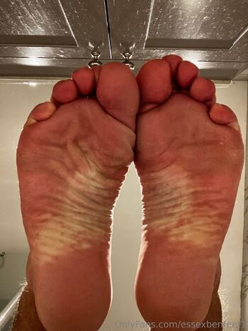 Ben / essexbenfeet1 nude photo #22