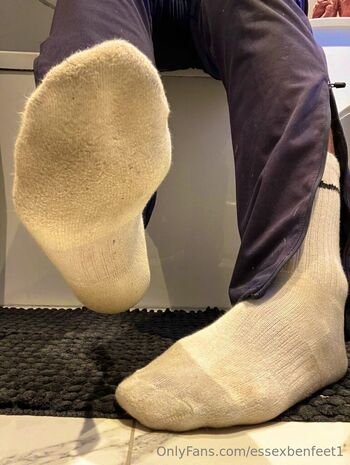 Ben / essexbenfeet1 nude photo #29