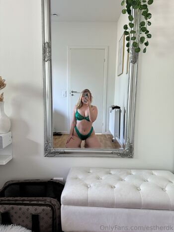 Estherd / estherdk nude photo #8