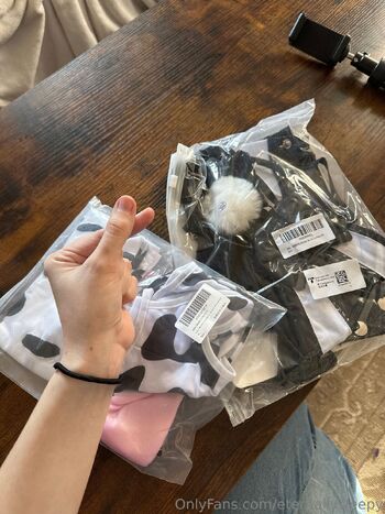 NappingG / eternallysleepy nude photo #7