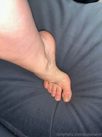 Aleksandra Tamar / eurotwinz nude photo #12