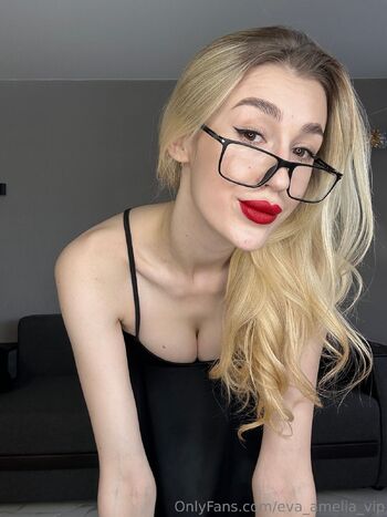 Eva Amelia / eva_amelia_vip19 nude photo #26