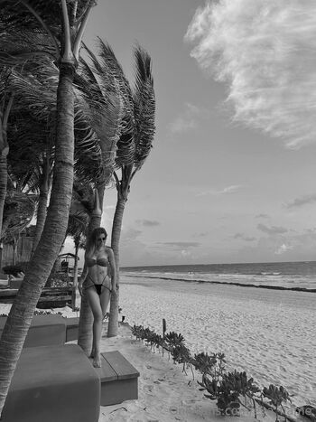 OnlyFans / eva_flame nude photo #34