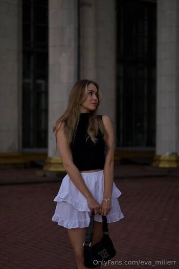 Eva Miller / eva_millerr nude photo #5