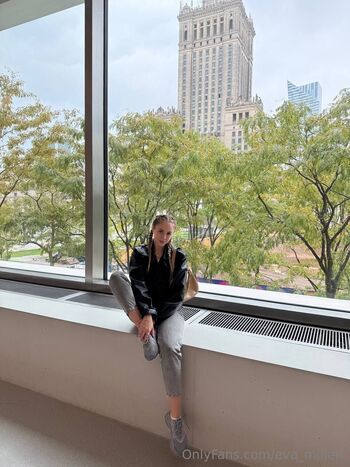 Eva Miller / eva_millerr nude photo #11