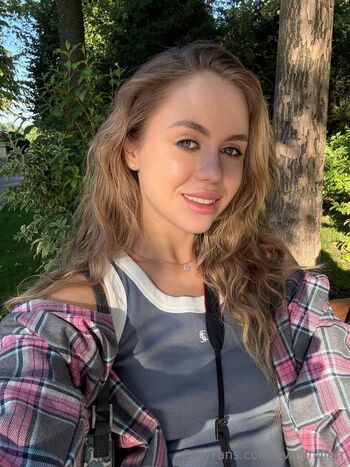 Eva Miller / eva_millerr nude photo #25