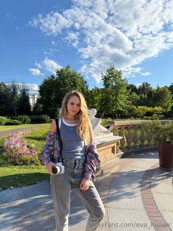 Eva Miller / eva_millerr nude photo #28