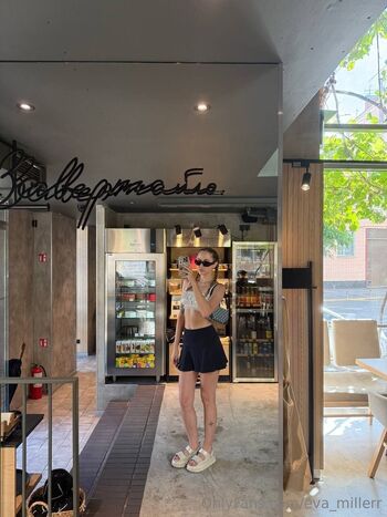 Eva Miller / eva_millerr nude photo #29