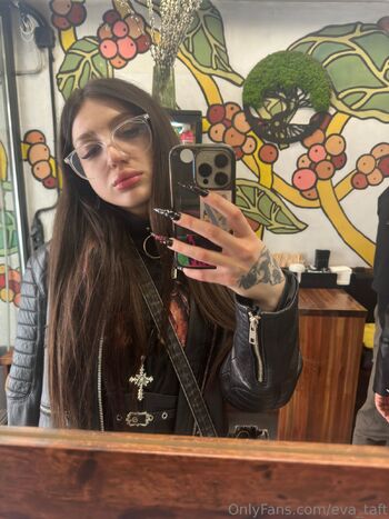 EvA / eva_taft nude photo #8