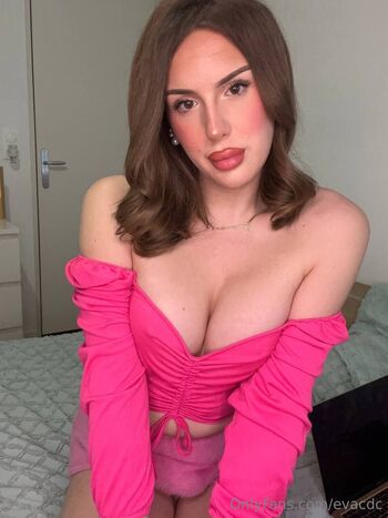 Eva / evacdc nude photo #7