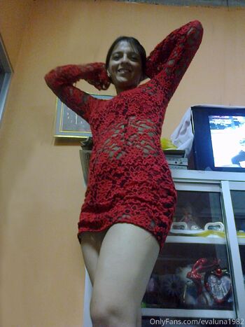 eva lun / evaluna19 nude photo #13