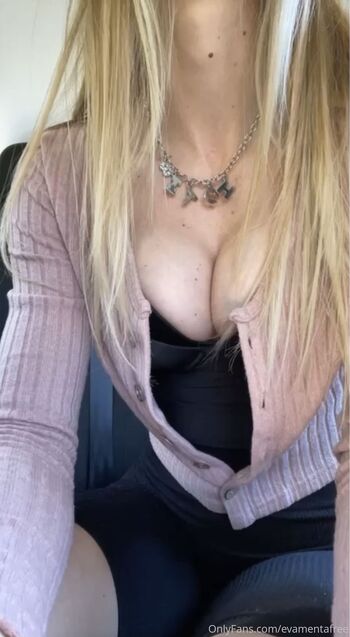 Eva Ment / evamentafree nude photo #16