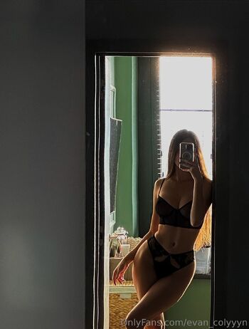 Evan Colyyy / evan_colyyyn nude photo #4