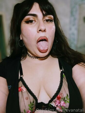 Eva Natal / evanatali nude photo #13