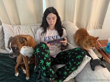 VIP Eevees Collab page / evbeevip nude photo #27