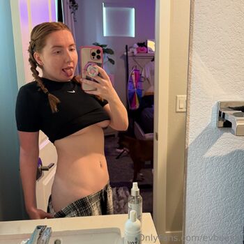 VIP Eevees Collab page / evbeevip nude photo #36