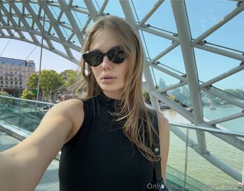 Evelyn / evelyn_lovve nude photo #15