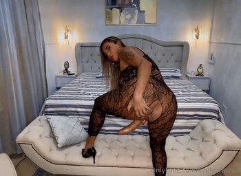 Evelyn Frazã / evelynfrazao nude photo #29