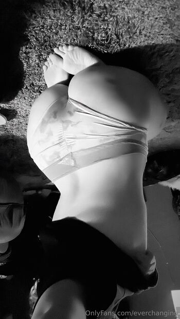 baile / everchanging / kubear nude photo #5