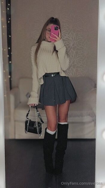 Ev / eveross / littl_eve nude photo #14