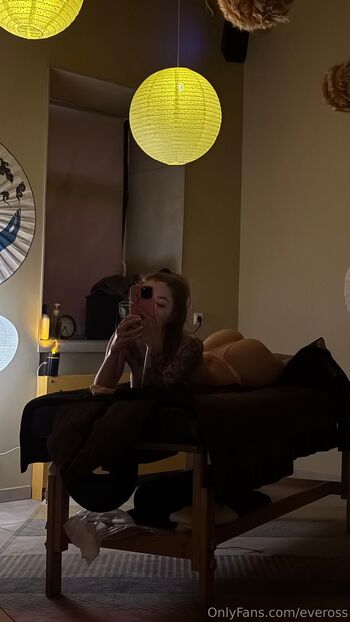 Ev / eveross / littl_eve nude photo #29