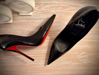 Eve Schwarz (FeetGoddesss / eveschwarz nude photo #3