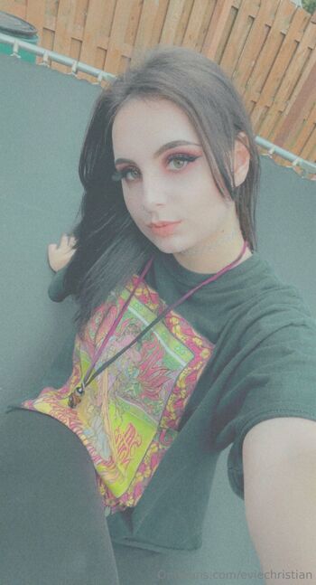 𝑬𝒗𝒊𝒆 𝑪𝒉𝒓𝒊𝒔𝒕𝒊𝒂 / eviechristian nude photo #30