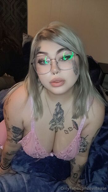 Salem Hexx (free / eviltease / facetatshorty nude photo #8