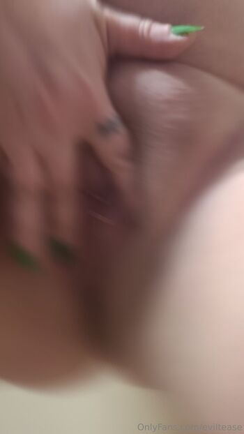 Salem Hexx (free / eviltease / facetatshorty nude photo #9