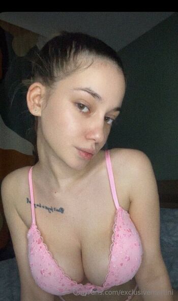 exclusivemartini nude photo #1