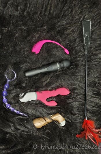 Lorett / exemplarynoob nude photo #4