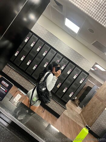 𝑔𝑜𝒹𝒹𝑒𝓈𝓈 𝑒𝓂 / exoticgoddessem nude photo #26