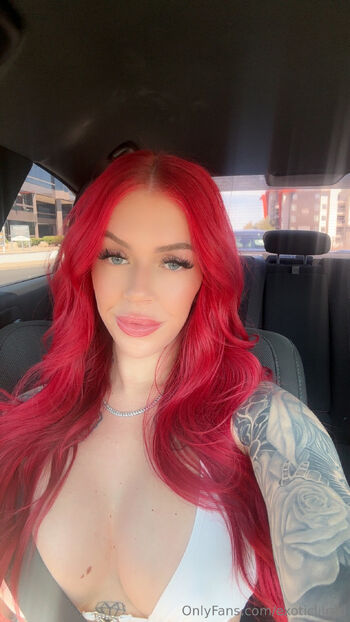 OnlyFans / exoticlilred nude photo #22