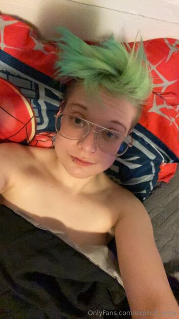 Ma / explicit_enby nude photo #33