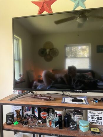 Kelssxx / faavblondiee nude photo #17