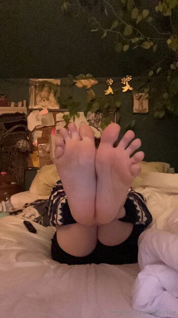 Circ / fairiiie nude photo #17