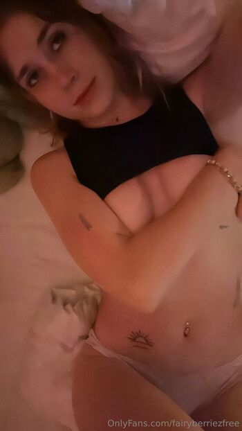 Fiona Peache / fairyberriezfree nude photo #7