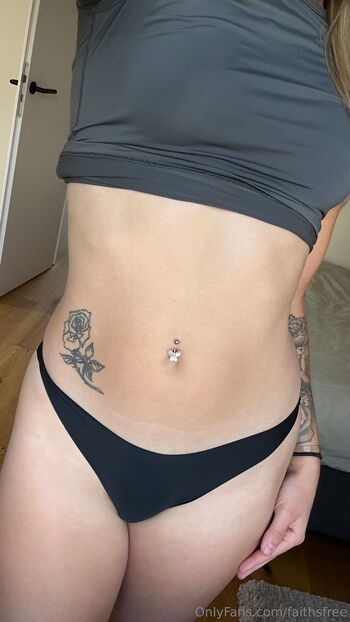 Faith / faithsfree nude photo #5